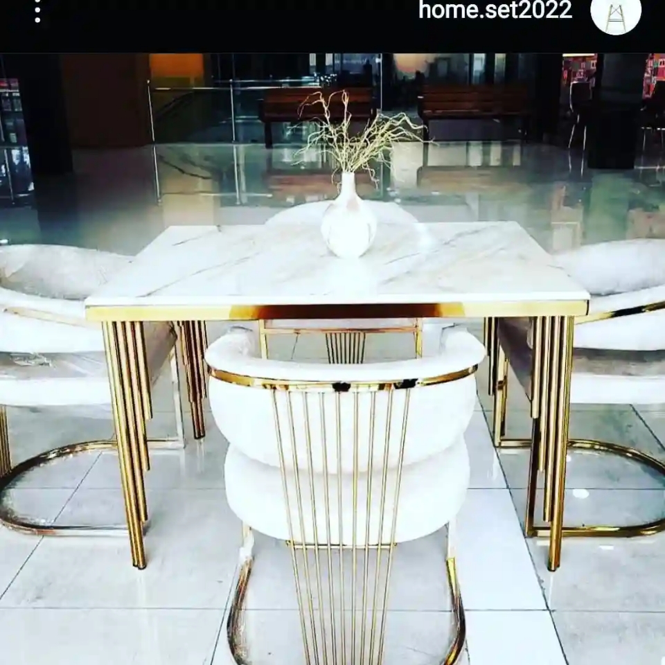 صندلی سزار و میز ناهار خوری