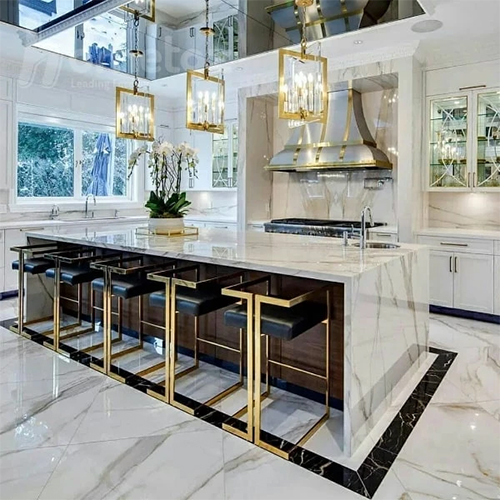 تمیز کردن پایه استیل صندلی اپن